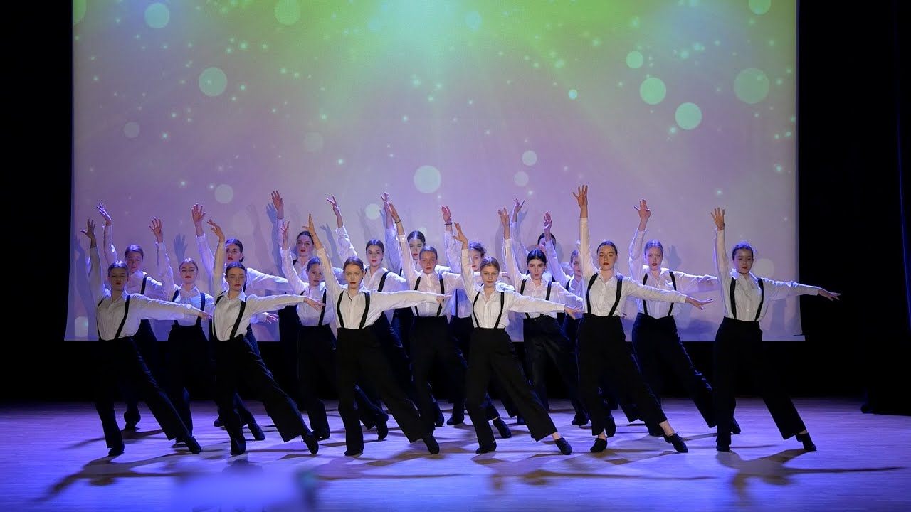 VKMA &scaron;iuolaikinio &scaron;okio studijos &bdquo;JOY