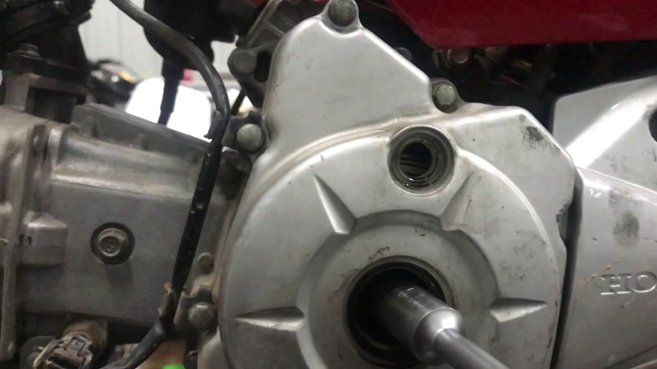 NBC 110 valve clearance and service check