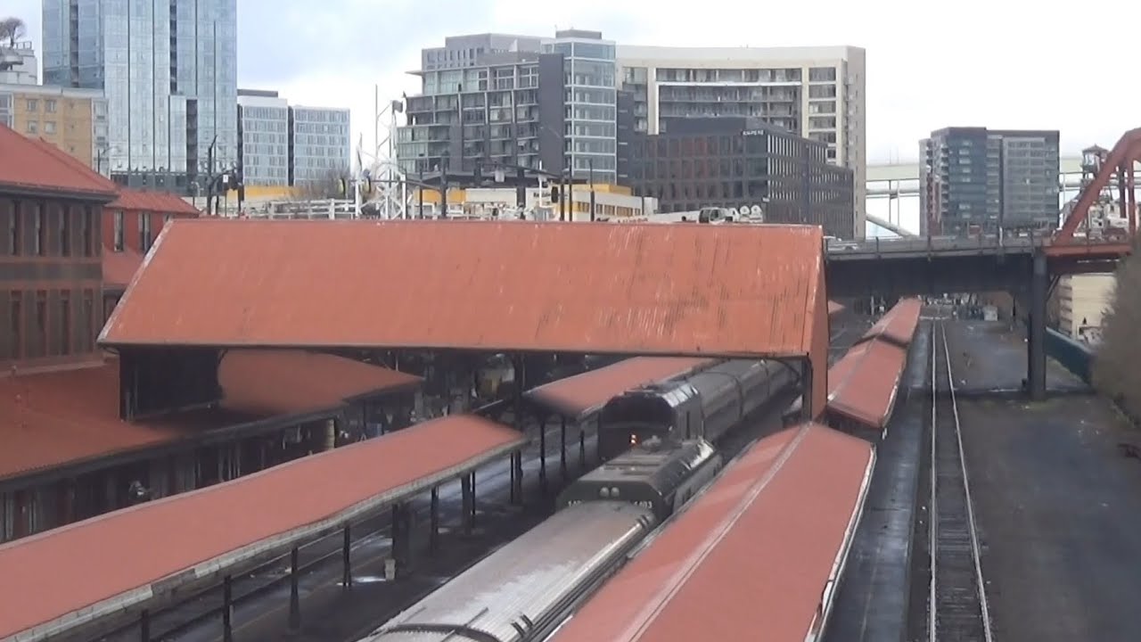Cascades 504 and 503 meet at PDX horn show as well [2-9-26] Part 1