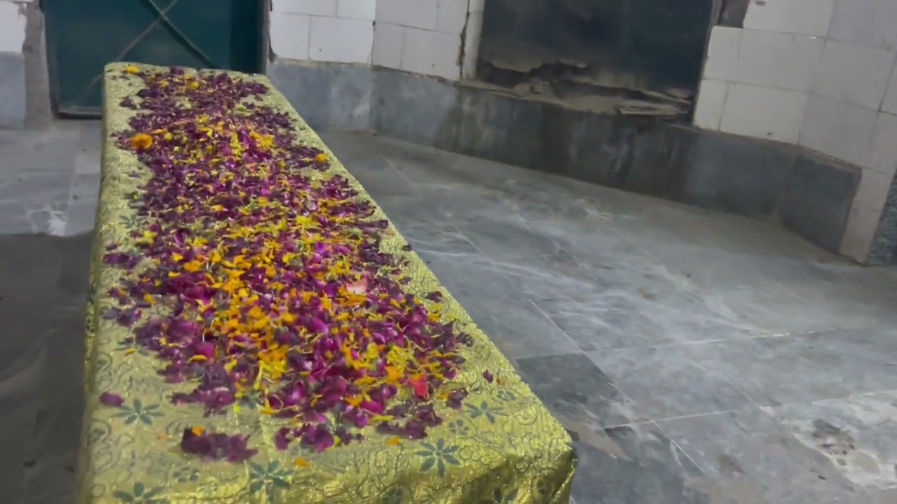 Baba ghuja peer Qadri  Shahdara town Lahore 