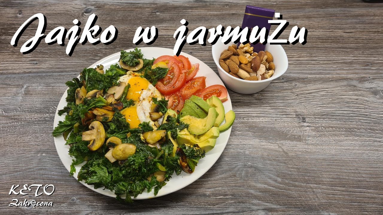 Keto jajko w jarmużu