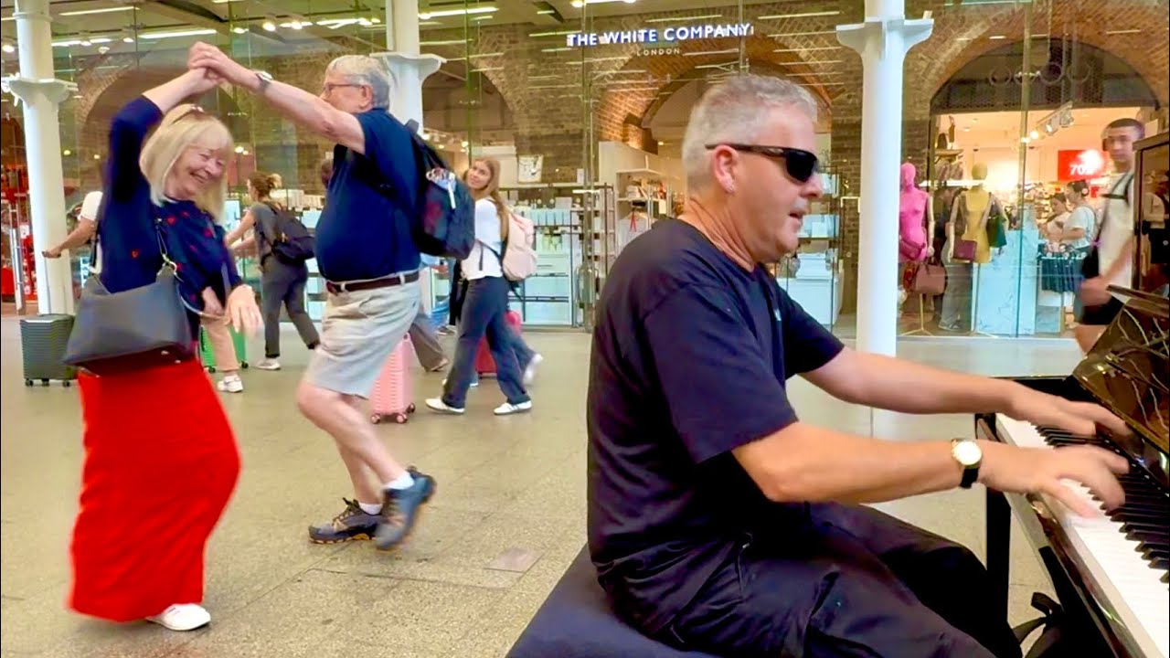 The Boogie Woogie Effect In Action 