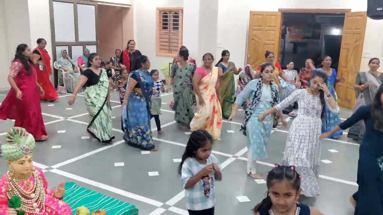 *શ્રી સ્વામિનારાયણ મંદિર‌ માનકુવા*             *🙏સમૂહ રાસ🙏*               08/11/2025