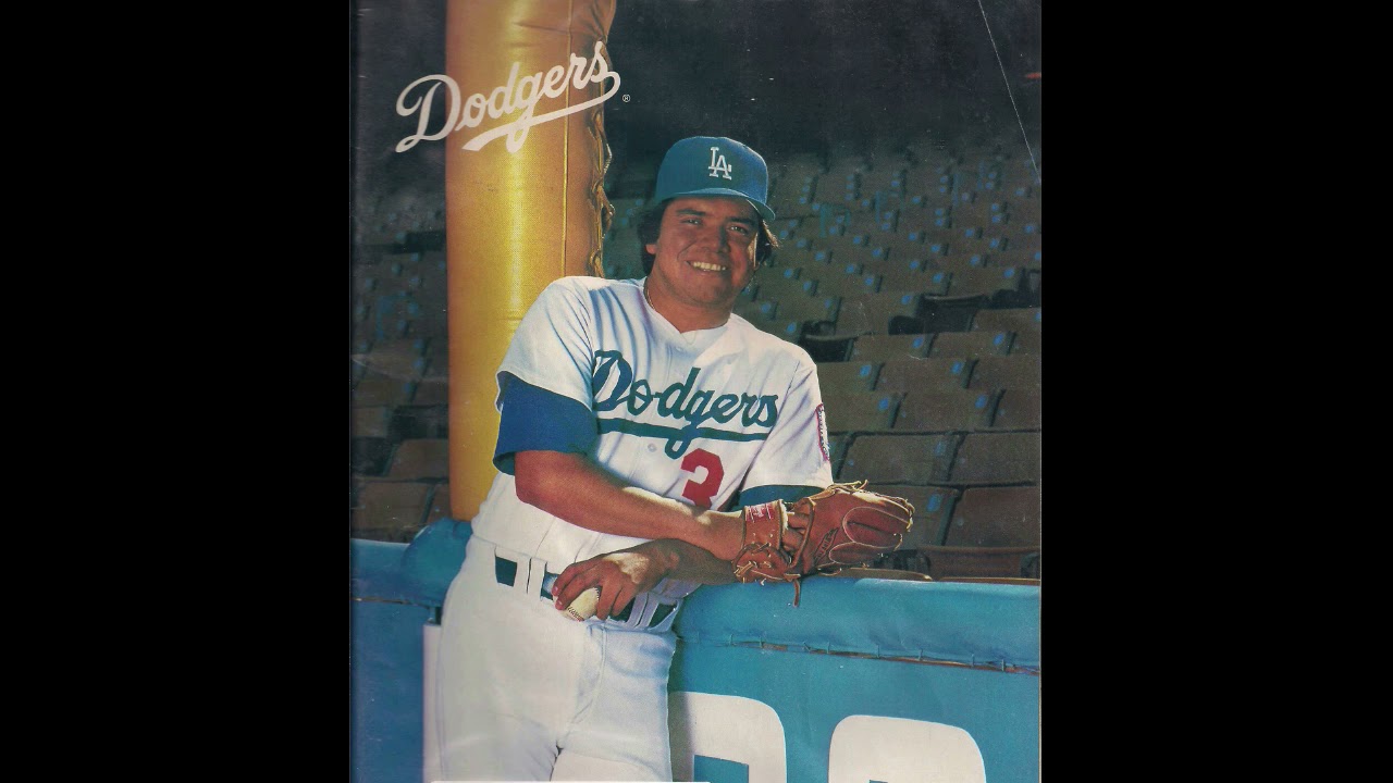 1981-04-27 Dodgers Fernando Valenzuela shuts out Giants (radio 9th inning) Vin Scully has the call.
