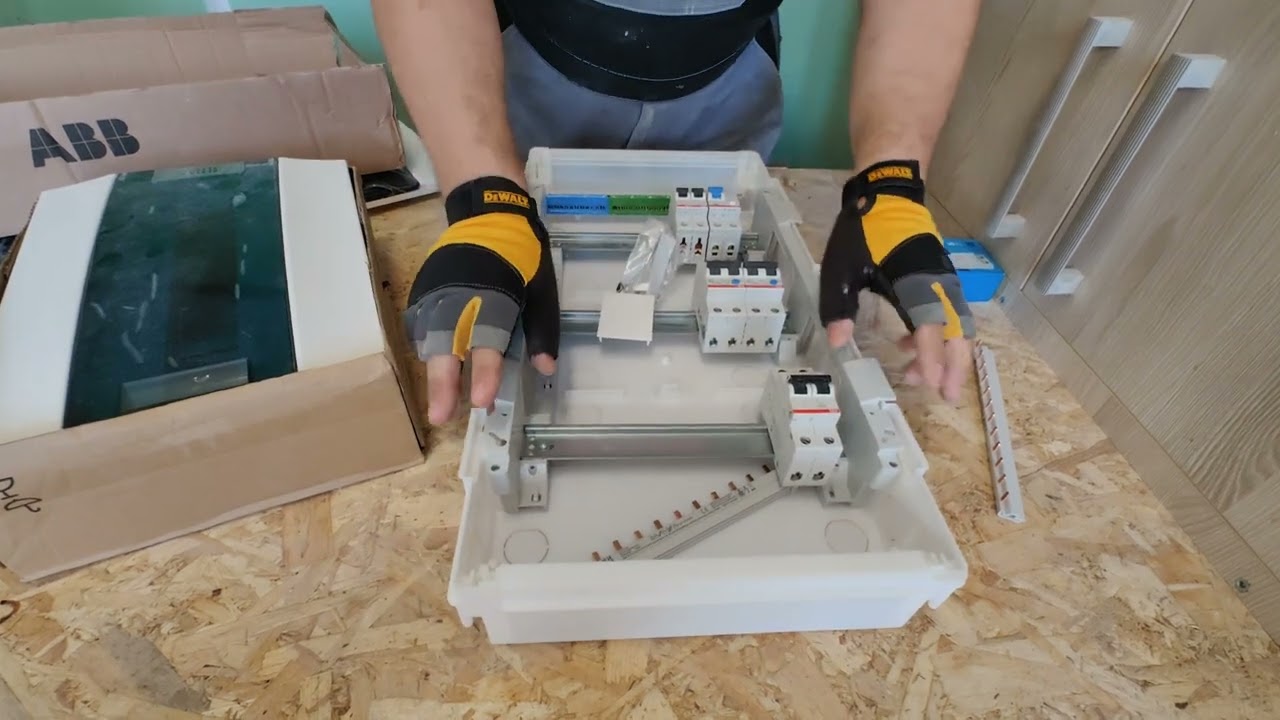 Щит ABB Mistral 41 на 36 м