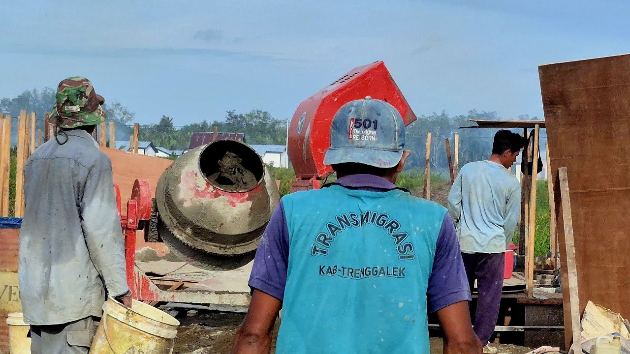 WARGA TRANSMIGRASI SERBA BISA! BANGUN PINTU AIR UNTUK LAHAN WARGA JALUR 3 SP10