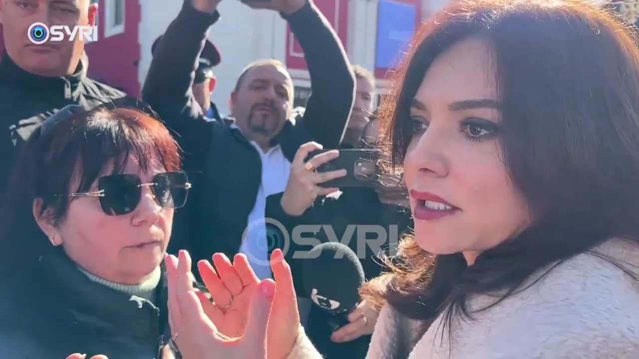 Bashkia i degdisi në Çole dhe Nartë/ Tregtarët në Vlorë pesë ditë në protestë