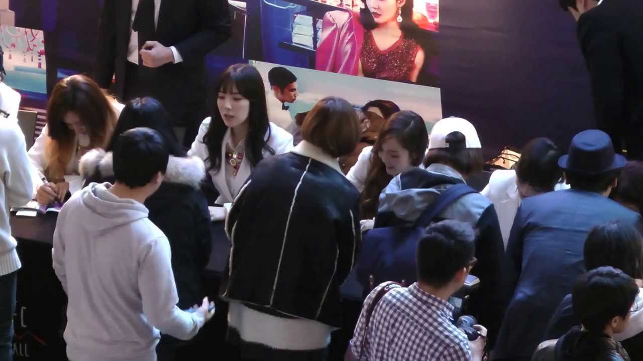 140314 snsd  Mr.Mr. Fansign at IFC Mall Yeouido