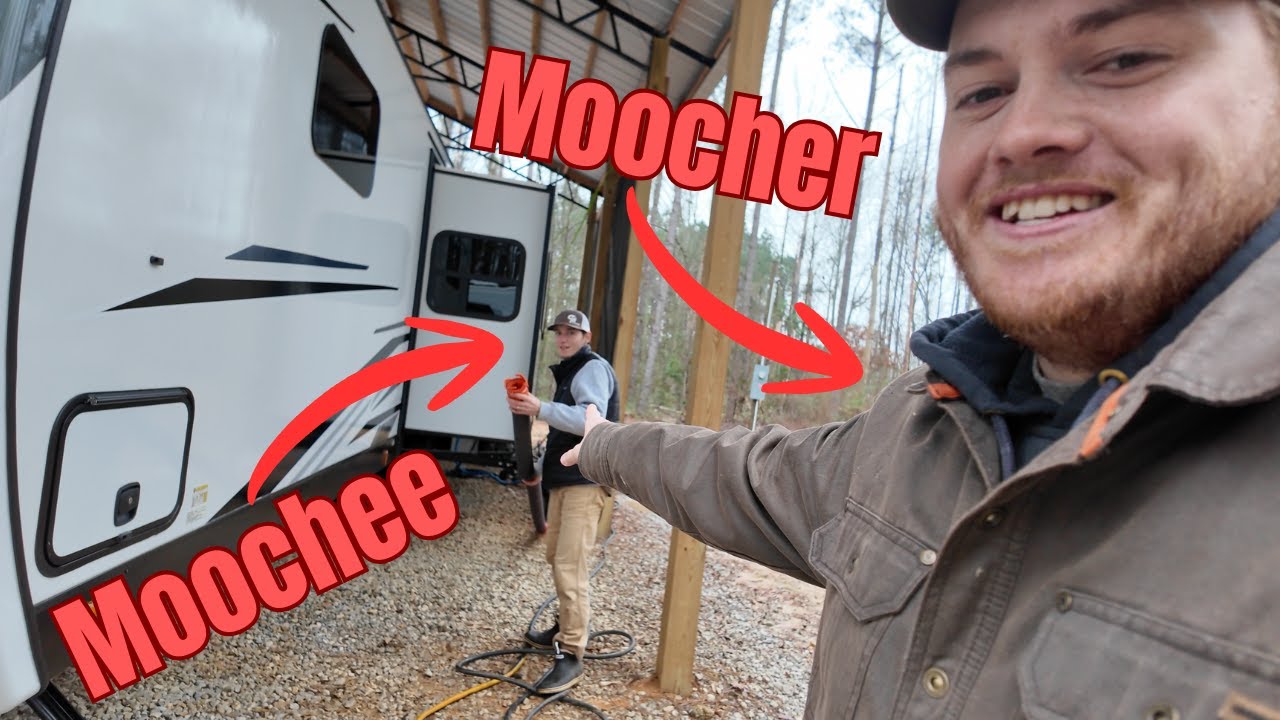 RV Life- How to live for free (Moochdocking)