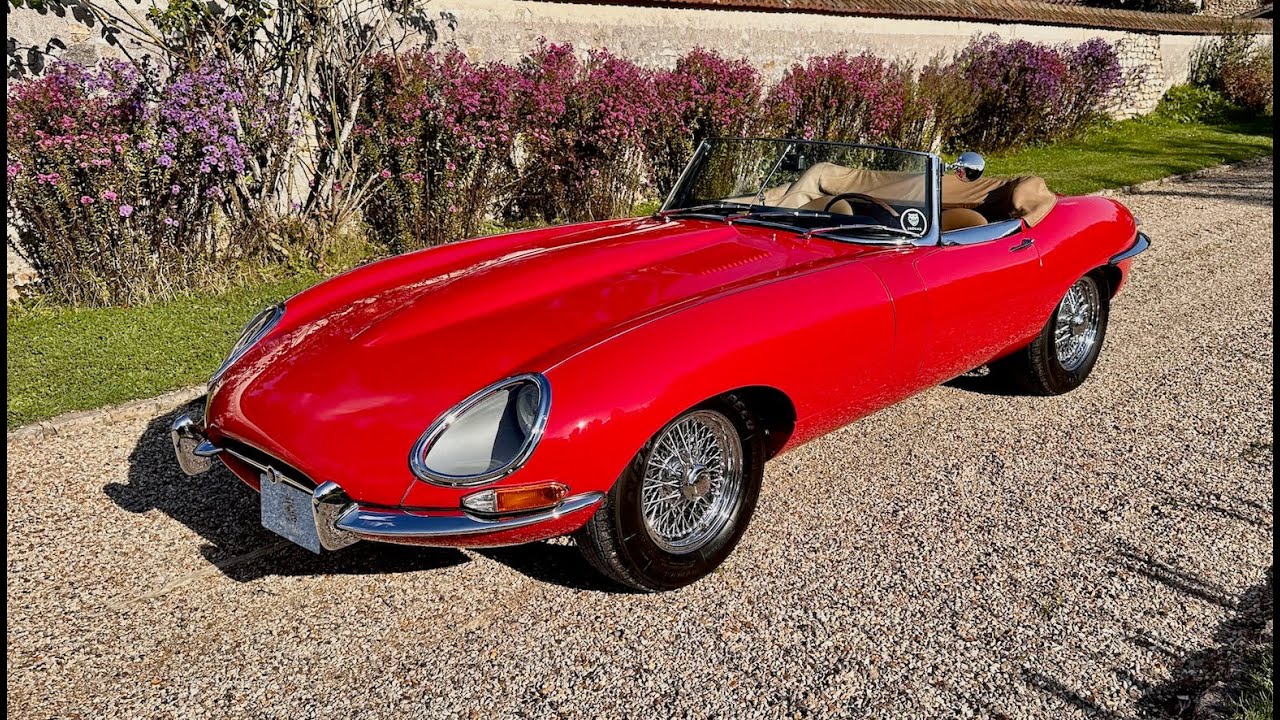 JAGUAR TYPE E cabriolet 3L8 de 1964 vendue  chez GT VINTAGE CLASSIC CARS