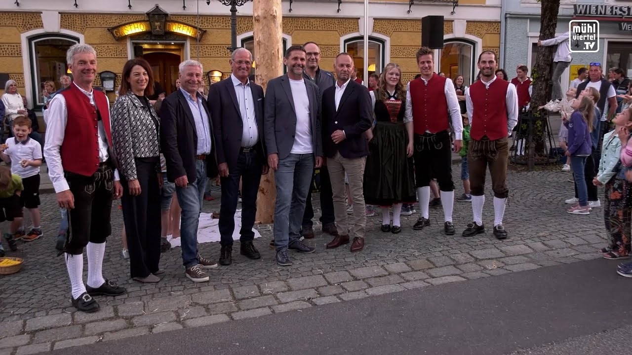 Maibaum aufstellen und 10 Jahre Fusion Rohrbach mit Berg