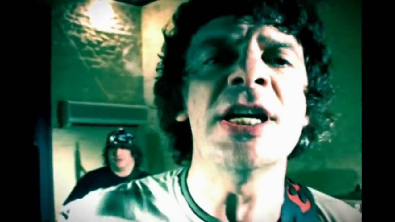 Ratones Paranoicos - No llores (video oficial) [HD]