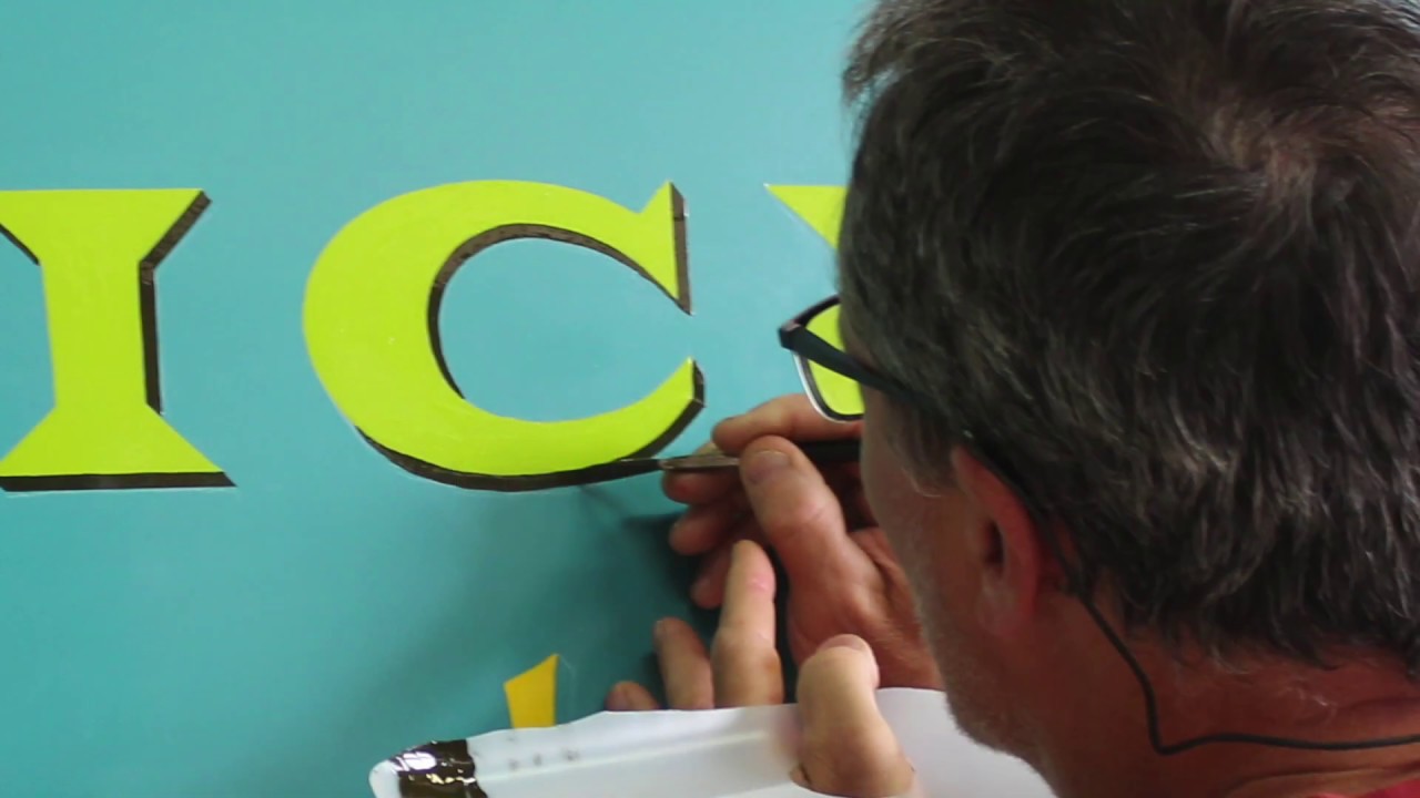 Peinture en lettres en Périgord