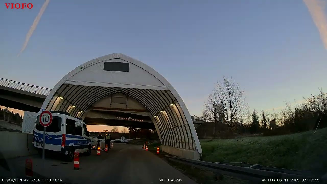 A7 Grenztunnel Füssen - Einreise nach Deutschland - bei Sonnenaufgang mit Supermond
