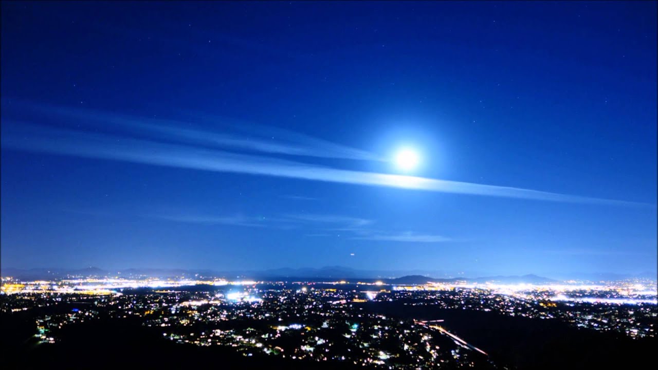Time Lapse of the Moon Rising and Setting (RX100 M2)