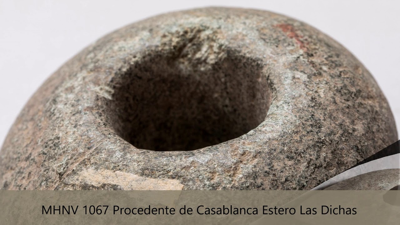 conjunto de Piedras  horadadas, Colección Arqueología Museo de Historia Natural de Valparaíso
