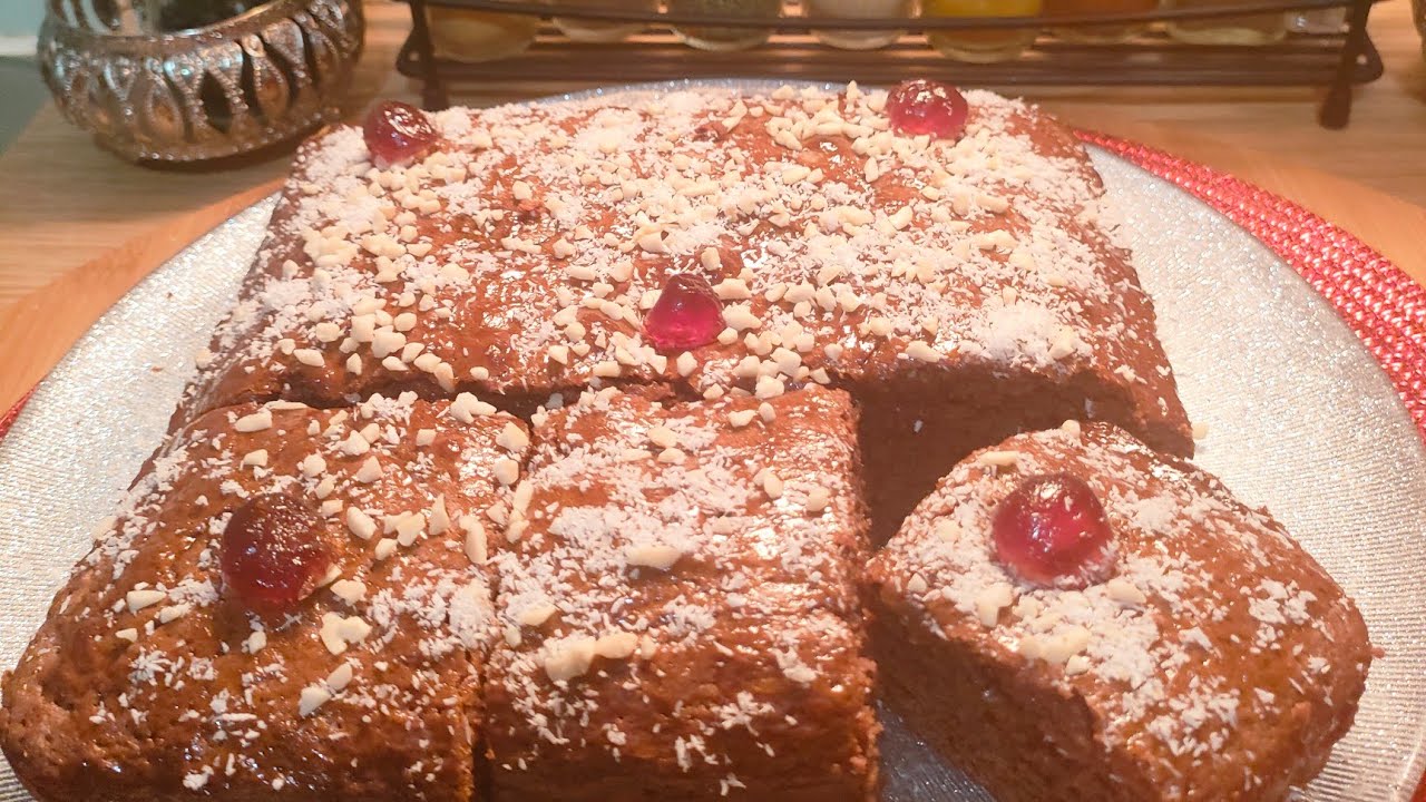 Gâteau moelleux aux Chocolats au lait, Et préparation de pâte à makrout