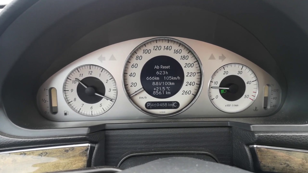 Mercedes Benz W211 320 CDI (Spokojny wyjazd w bardzo ważnej  sprawie)