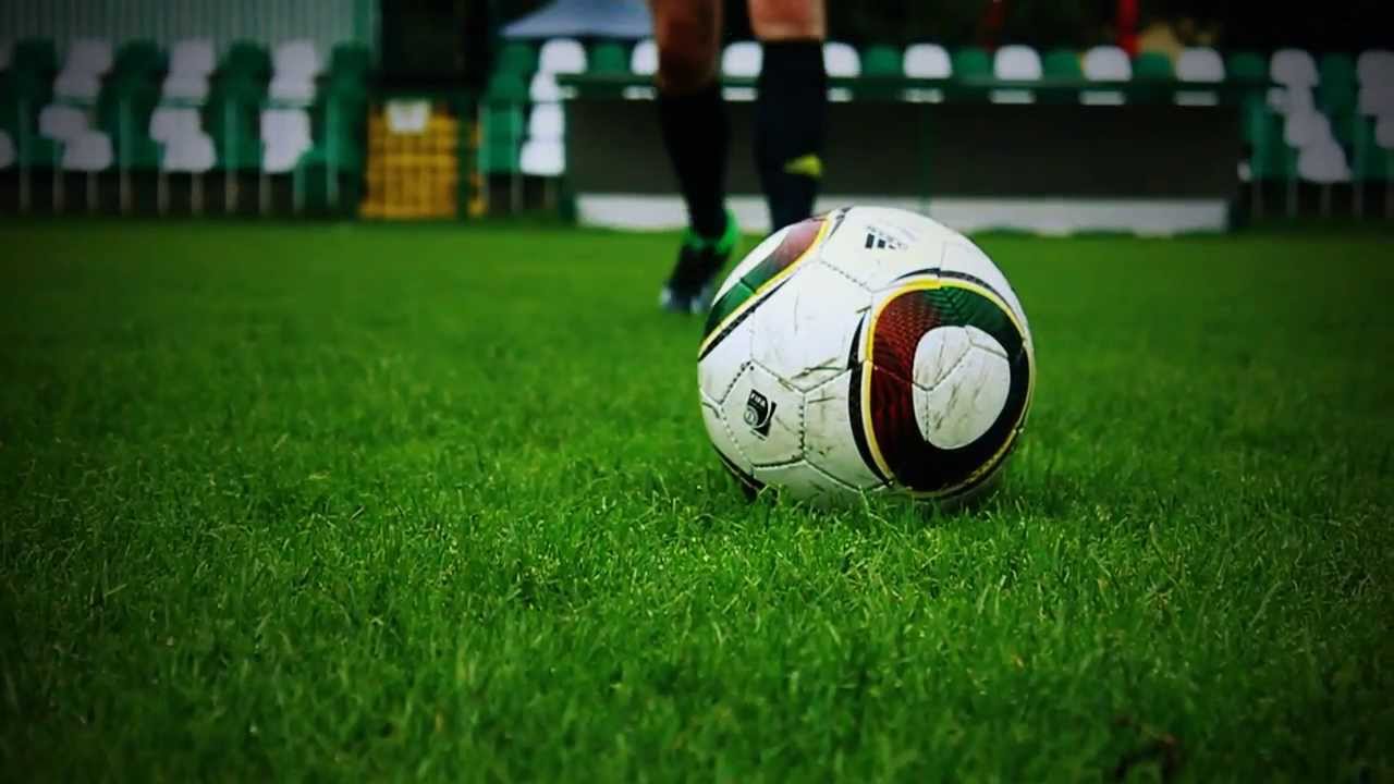Dakann na sportowo czyli grubasek internetu kopie piłkę!
