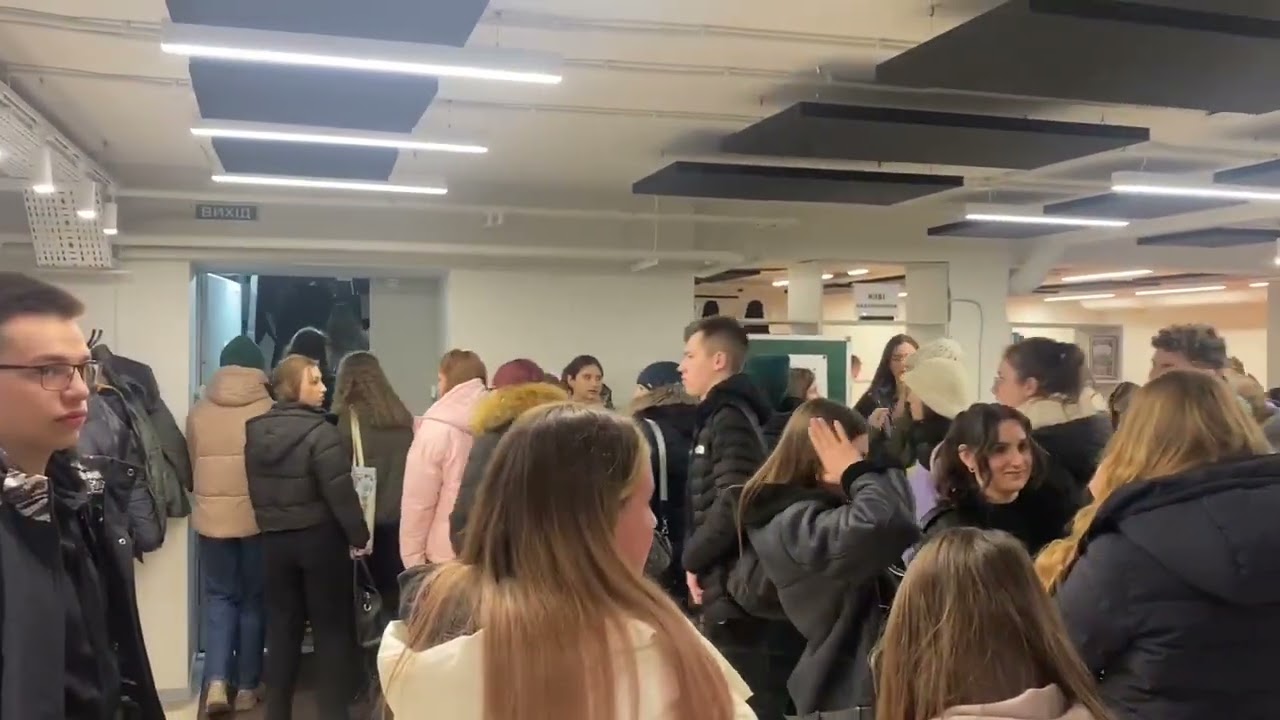 CLUST Space під час повітряної тривоги