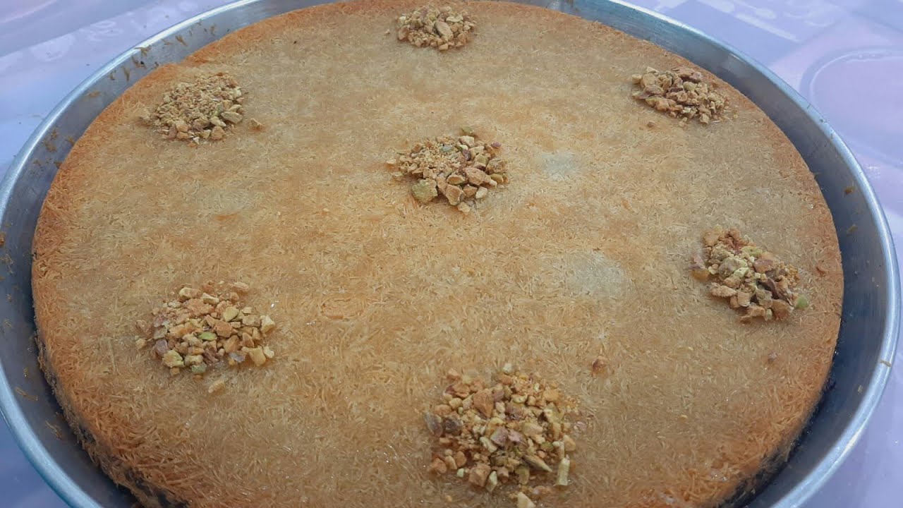 طريقه الكنافة بالجوز والقرفة سهلة وسريعة لازم تجربوها 😋😋