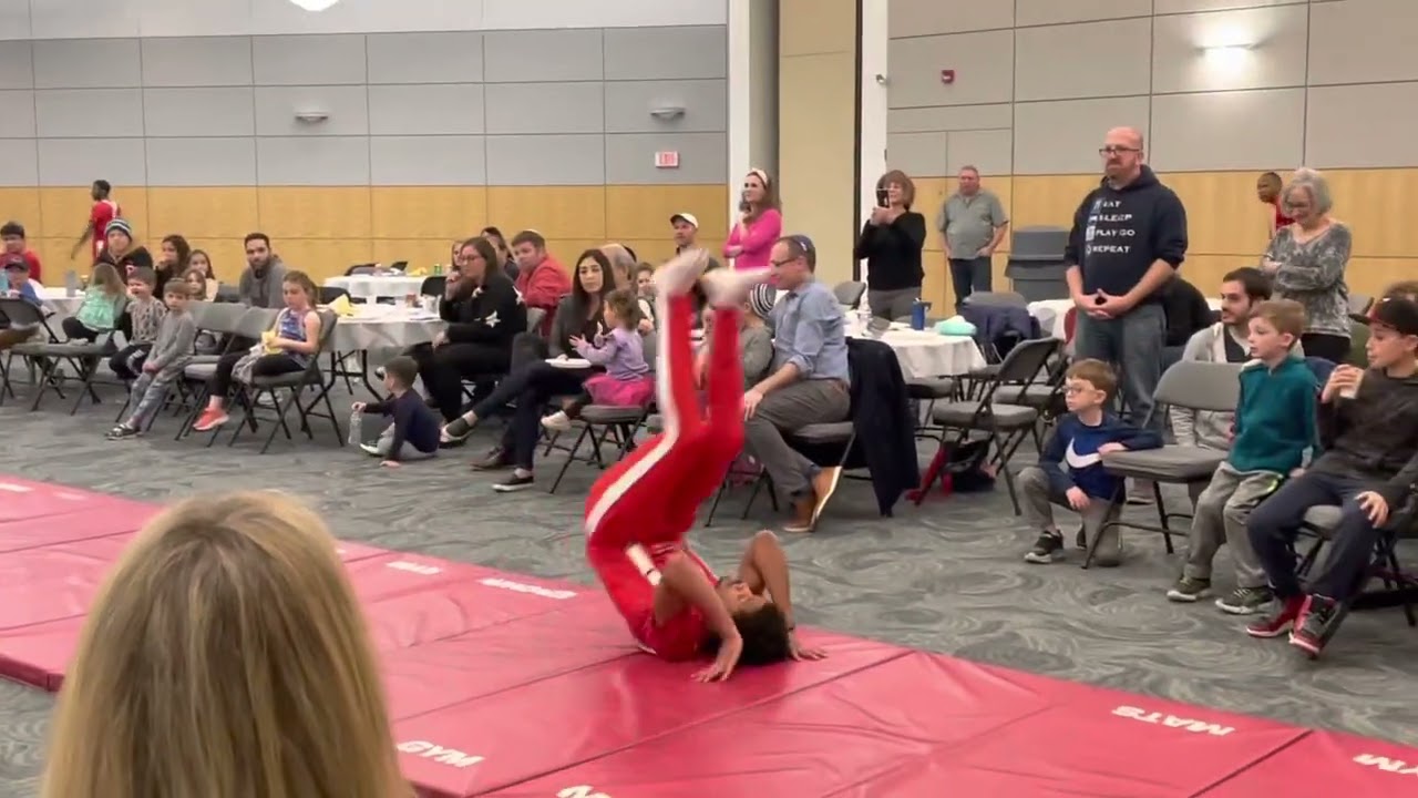 The Jesse White Tumblers at Congregation Beth Shalom’s Erev Thanksgiving: 11/23/22