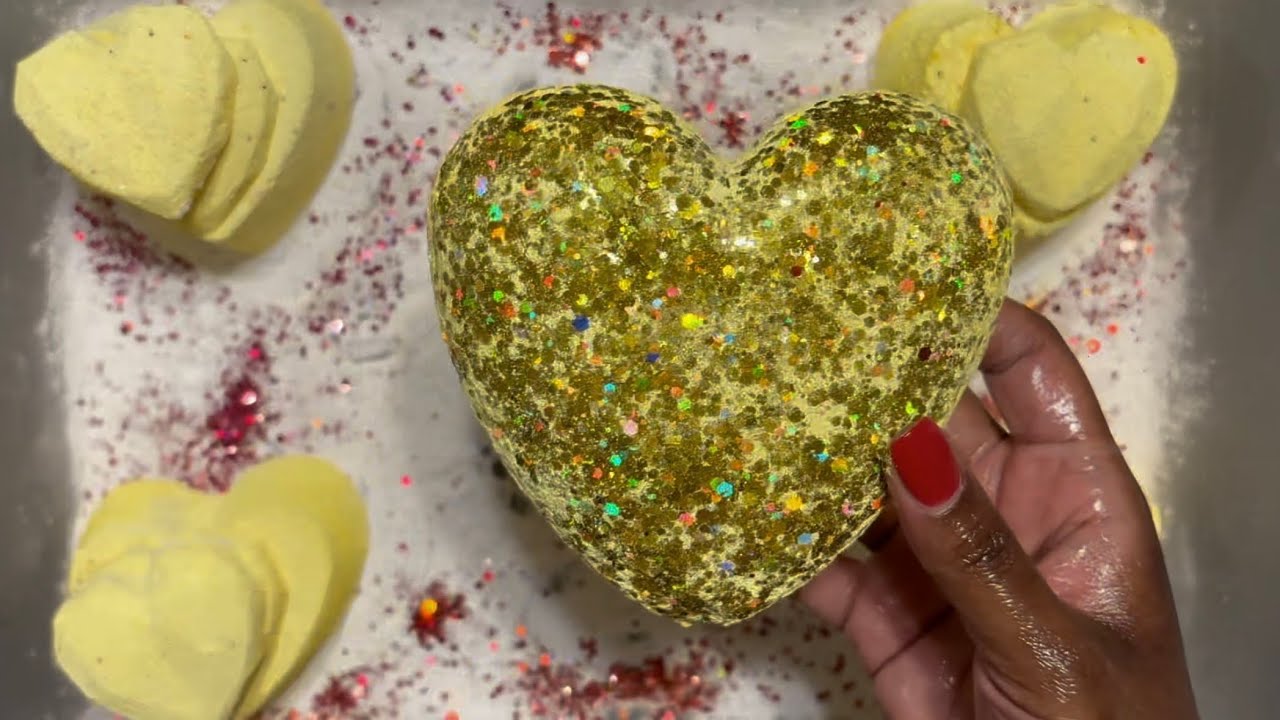 Happy Love Day 💛💛💛 #valentinesday #asmr #oddlysatisfying #relax #crunchycrumbles 