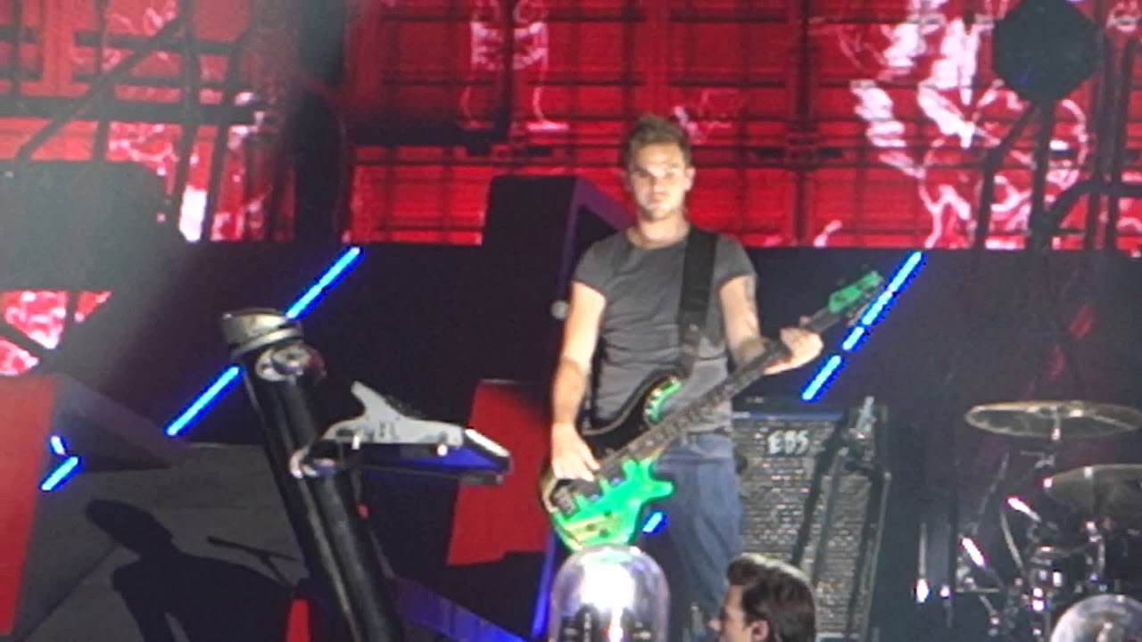 Louis Introduces the Band. One Direction. AT&T Stadium. Dallas. 8.24.14