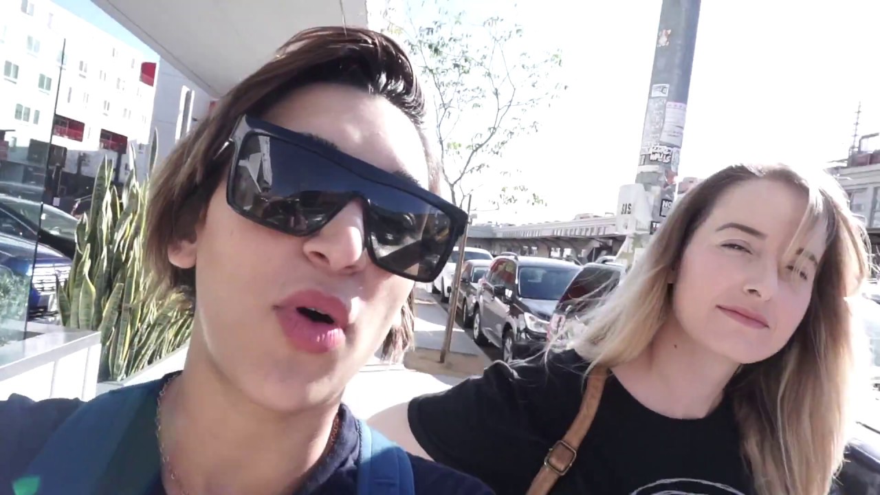 Natalia and Alyssa go to Little Tokyo, Los Angeles