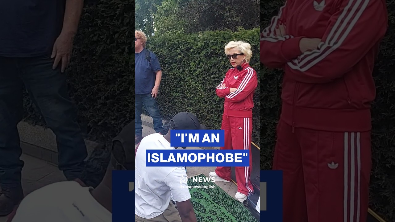 Far-right activist Kellie-Jay Keen blocking Muslims from praying