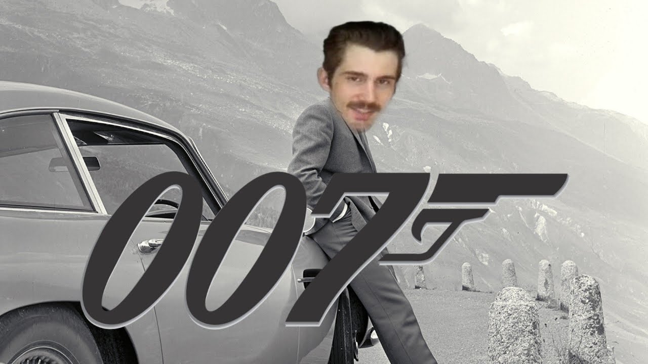 CumTown - James Bond 007