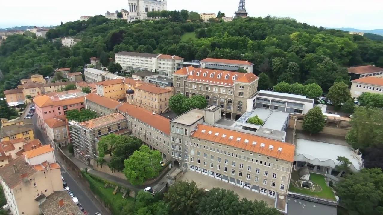 Lycée Aux Lazaristes (Lyon) - Vue aérienne