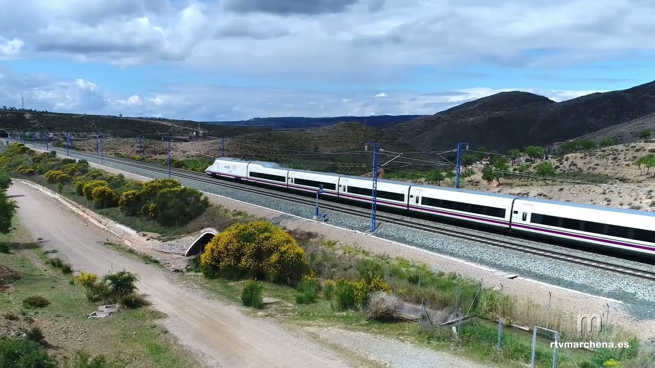 Renfe aumenta el n&uacute;mero de plazas en el AVE a Sevilla como respuesta al incremento de la demanda
