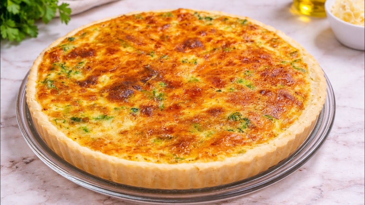 Quiche au poulet et &eacute;pinards un plat d&eacute;licieux et facile &agrave; pr&eacute;parer _ كيش الدجاج والسبانخ وجبة خفيفة
