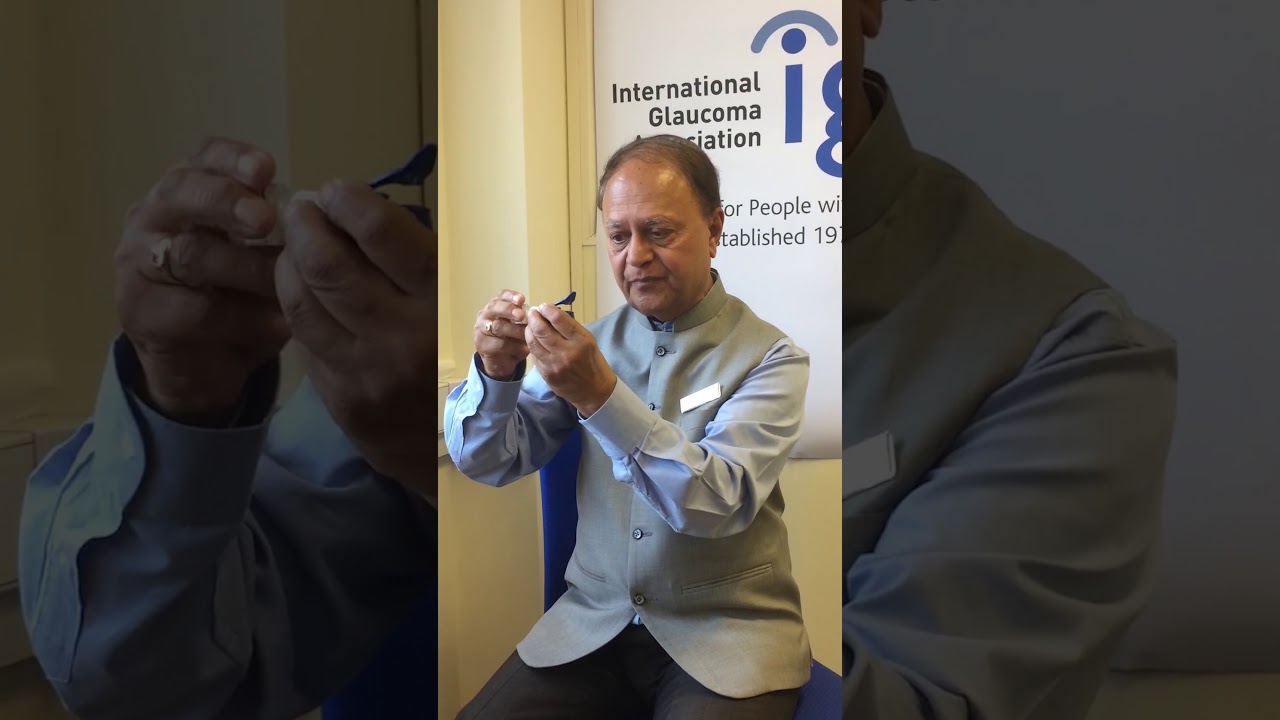 Using eye drop dispenser - Autodrop