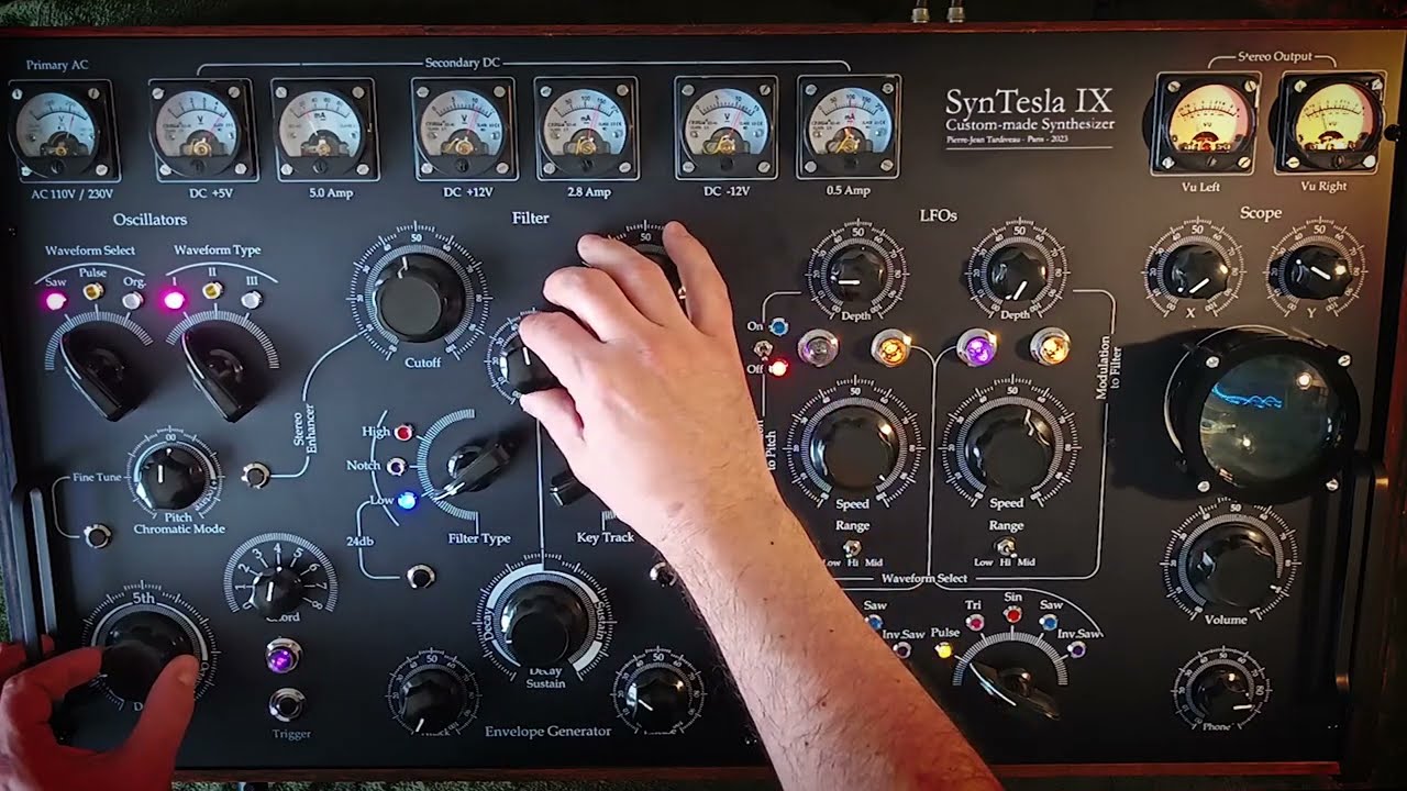 SynTesla IX DIY Synthesizer DEMO
