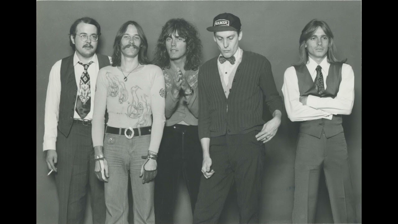 Cheap Trick Hanover Park, IL 6/1976 Bun E's Basement Bootlegs