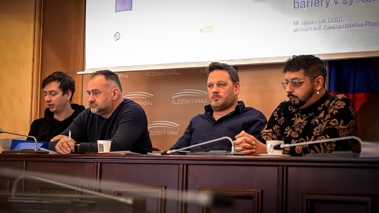 Sociální realitní agentura v Plzni pomohla s bydlením 127 lidem, rozvoj brzdí systémové bariéry