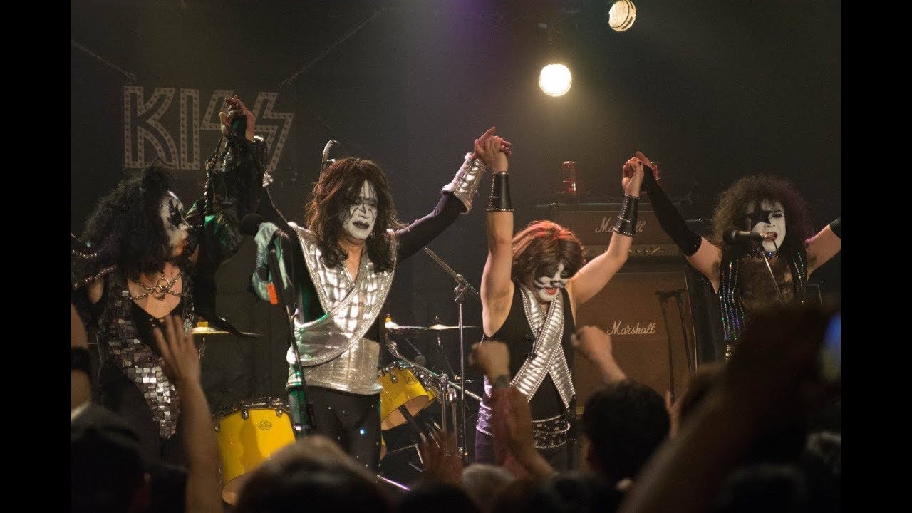 KISSDOLLS -ROCK AND ROLL ALL NITE-