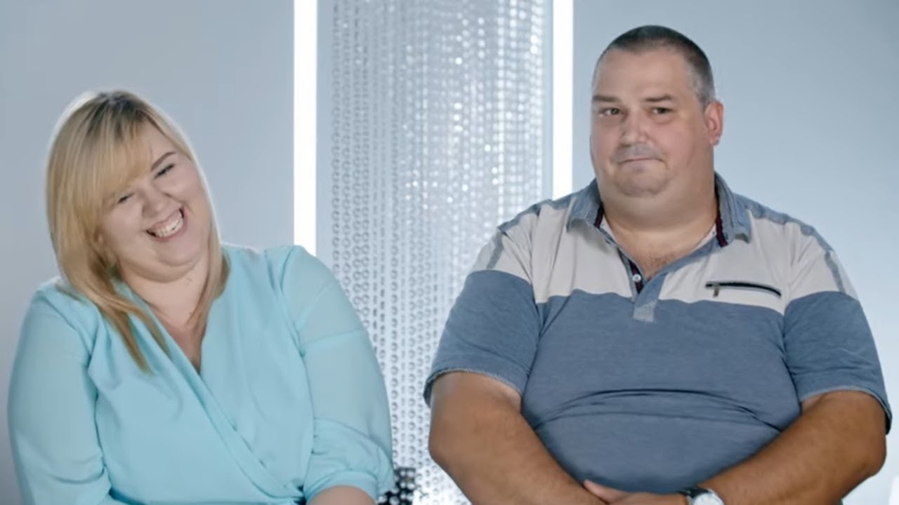 Ich wspólna waga przekracza limit jazdy w jednej windzie!  [Pary młode ponad miarę]