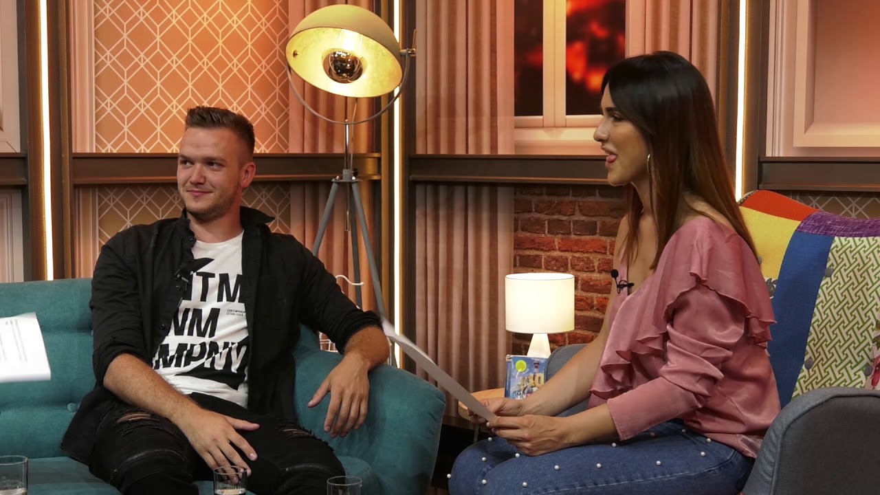 LANA JURČEVIĆ PJEVA NA SLOVENSKOM (DALIBOR PETKO SHOW CMC TV)