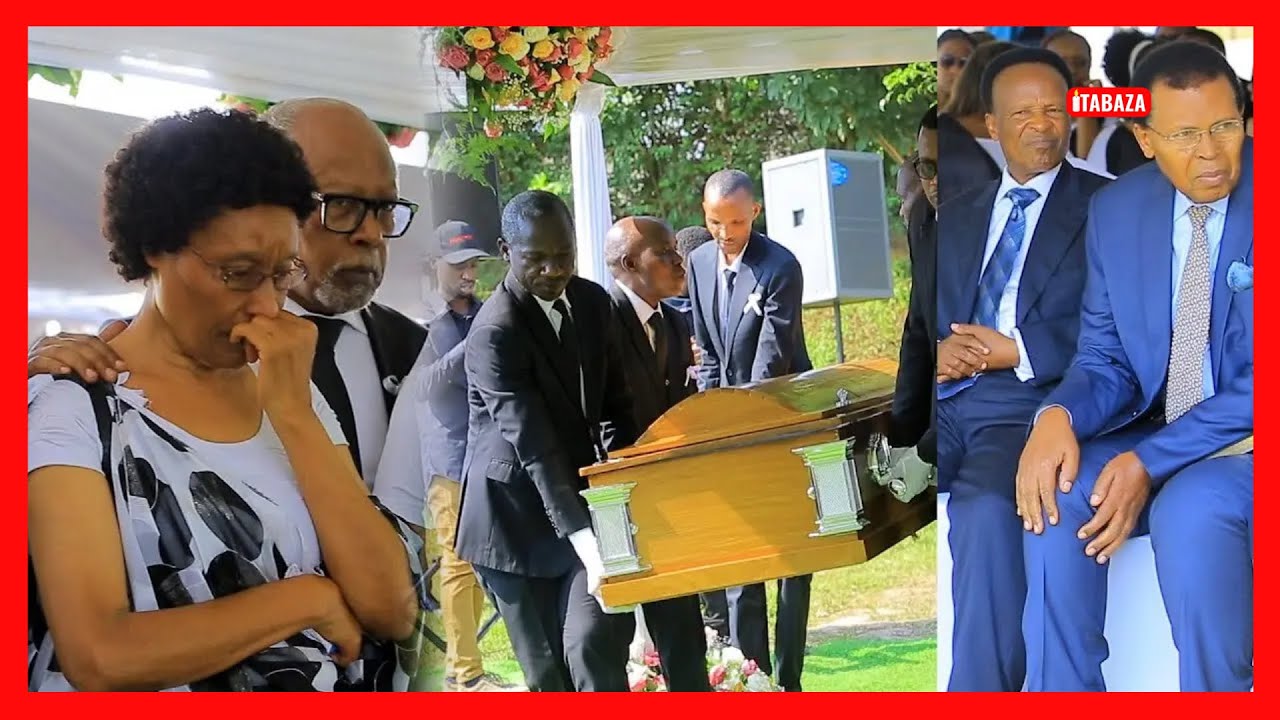AMATEKA Aranditswe: Yahaye Bibiliya Abamuherekeje - Mu marira Menshi Pastor Ezra Mpyisi YASHYINGUWE