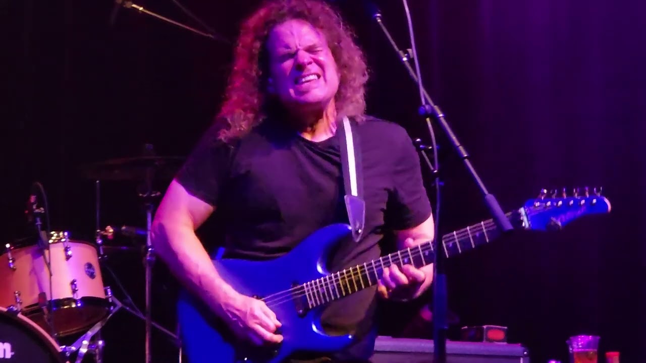 Vinnie Moore-