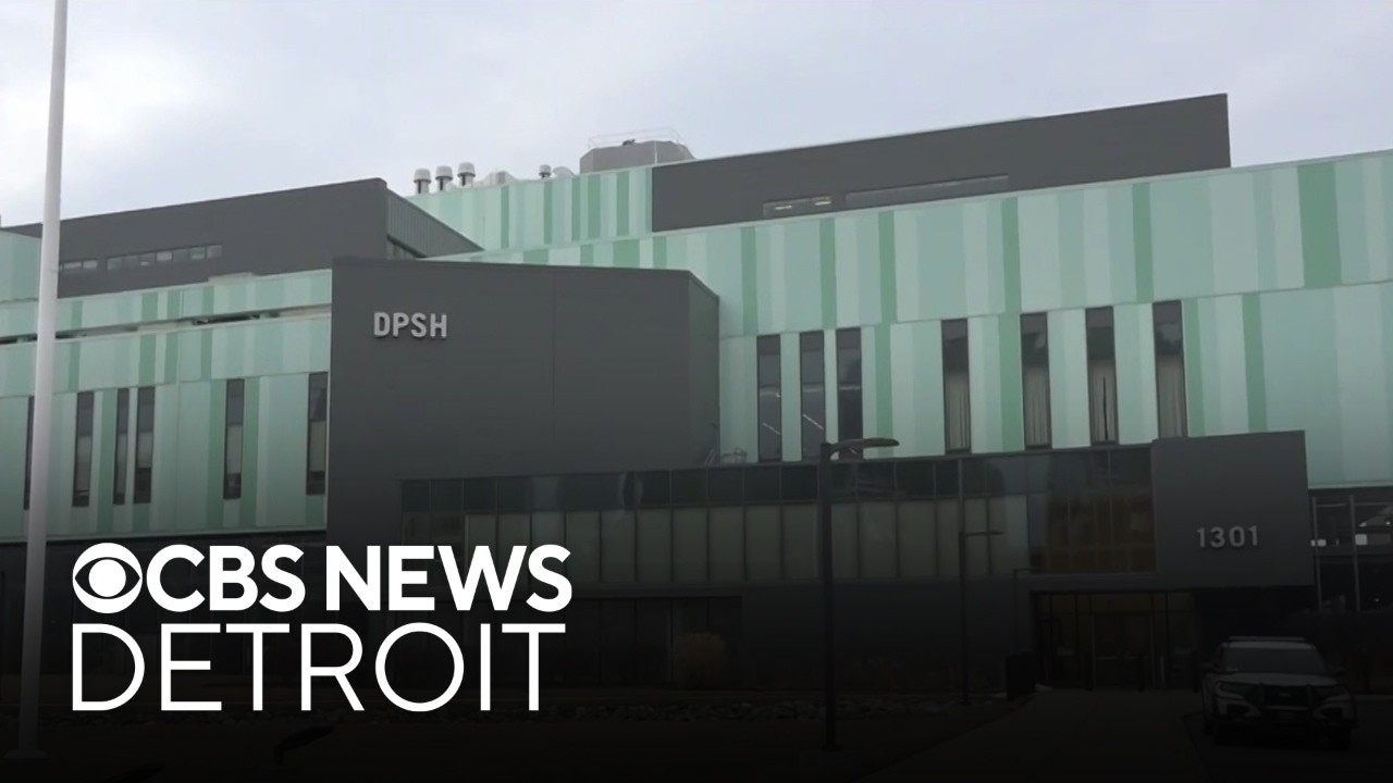 Detroit sergeant, officer suspended without pay after calling Border Patrol