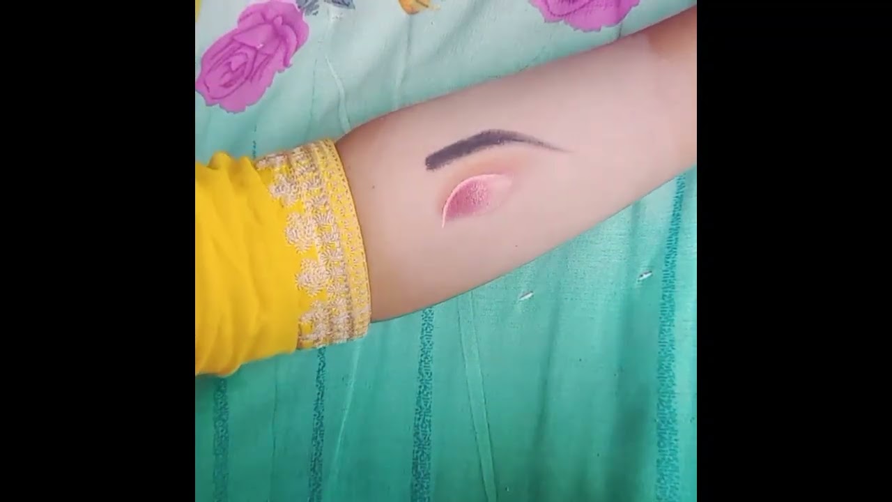 Easy and simple glitter cut crease eye makeup look eyeliner // beautyranjanachauhan##