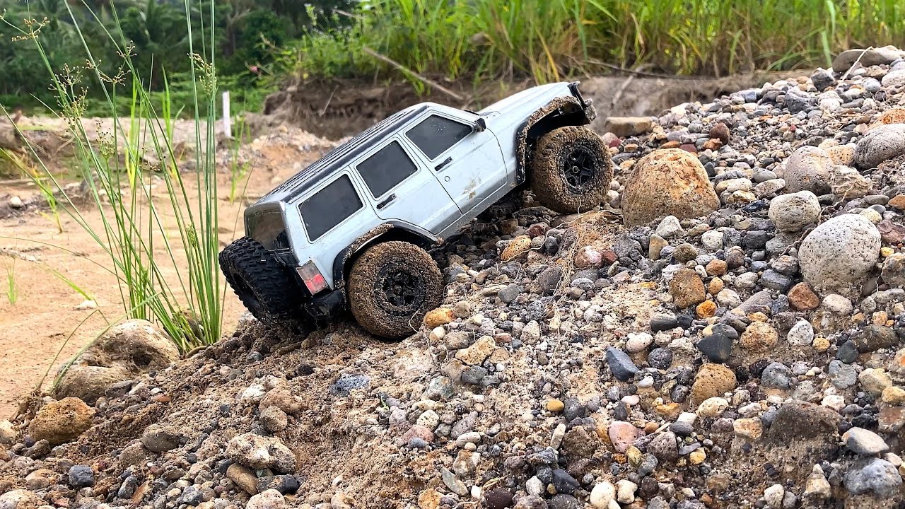 I CAN HANDLE EVERYTHING - Austarhobby ax-8562 : RC Jeep Cherokee