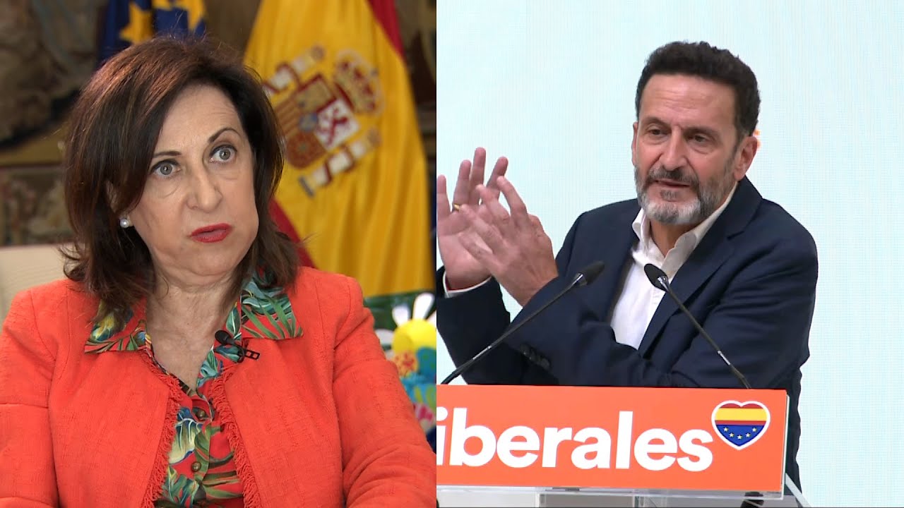 Robles, Ciudadanos y el PP defienden la monarquía ante las críticas de Podemos