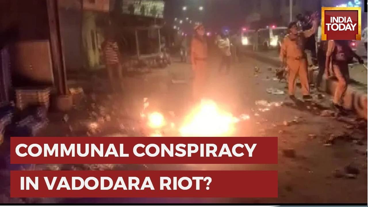Communal Riot Cponspiracy Breaks Out In Vadodara Clash On Diwali Night | Gujarat News
