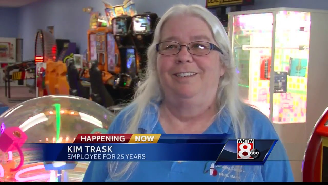 Popular Saco bowling alley closing its doors