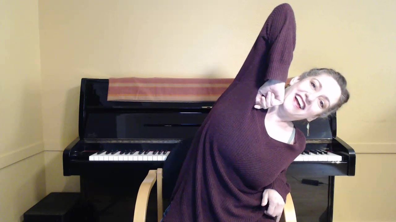 100 Vocal Exercises DAY 92: MORE oblique release & rib swing